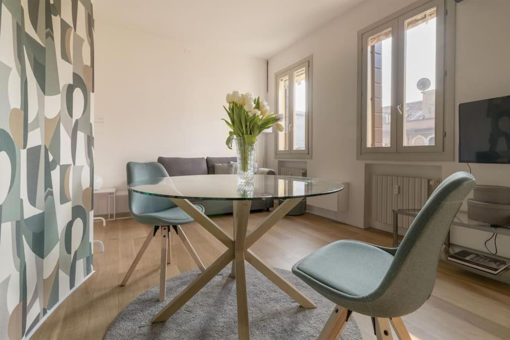 Enjoy Home - Studio Vicino Al Teatro Verdi Padova Bagian luar foto
